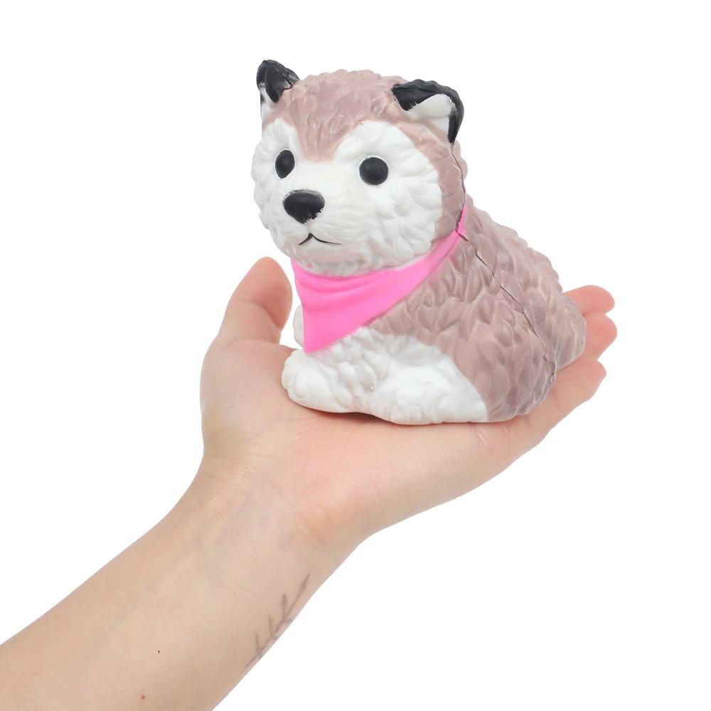Squishy husky vu de profil